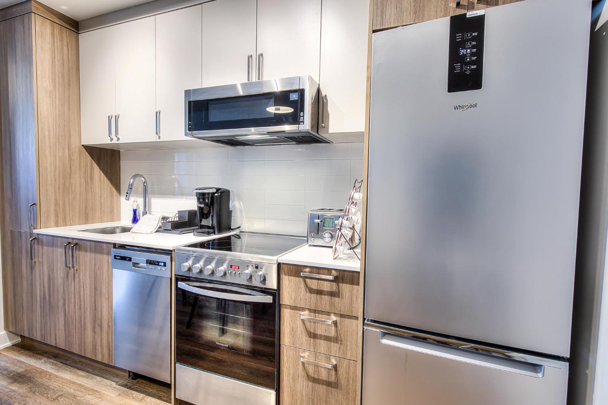 Apartamento 2Br+Gym For Vip Corporate & Students Downtown Mtl Montreal Exterior foto